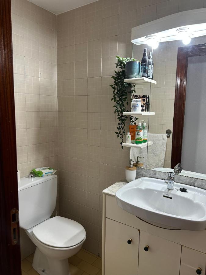 Amplio Alojamiento En Oviedo Exteriör bild